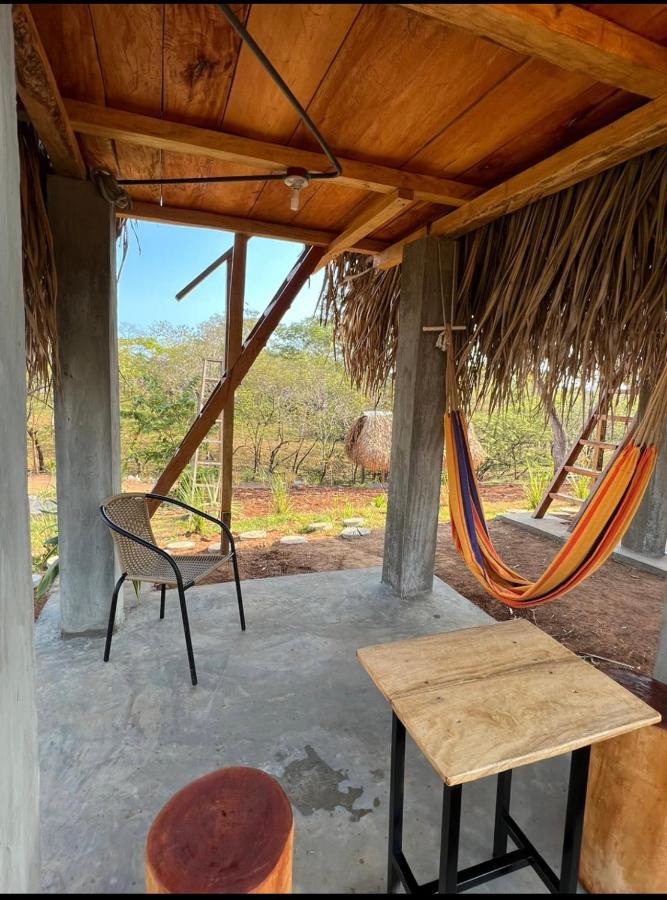 Sasy Tipis Hotel Santa Catalina Kültér fotó